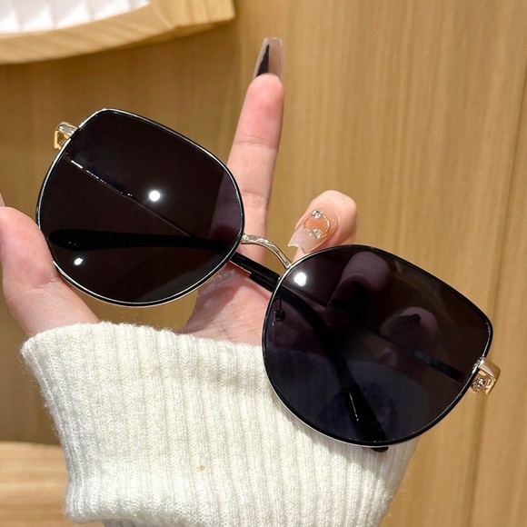 Gold Trim Cat Eye Sunglasses - Picture 2 of 5